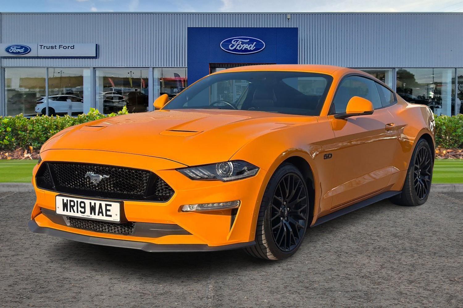 Ford MUSTANG Photo 4