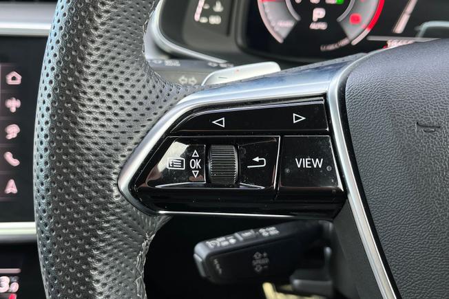 AUDI A6 Saloon Photo 16