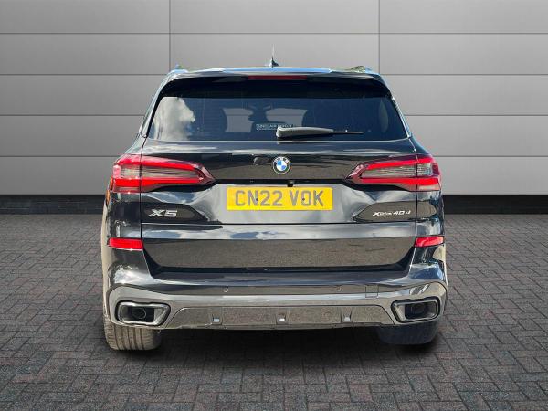 BMW X5 Photo autoimg-9dd895d3e02cba1dcb00f4b58be7692e93c0734f.jpg