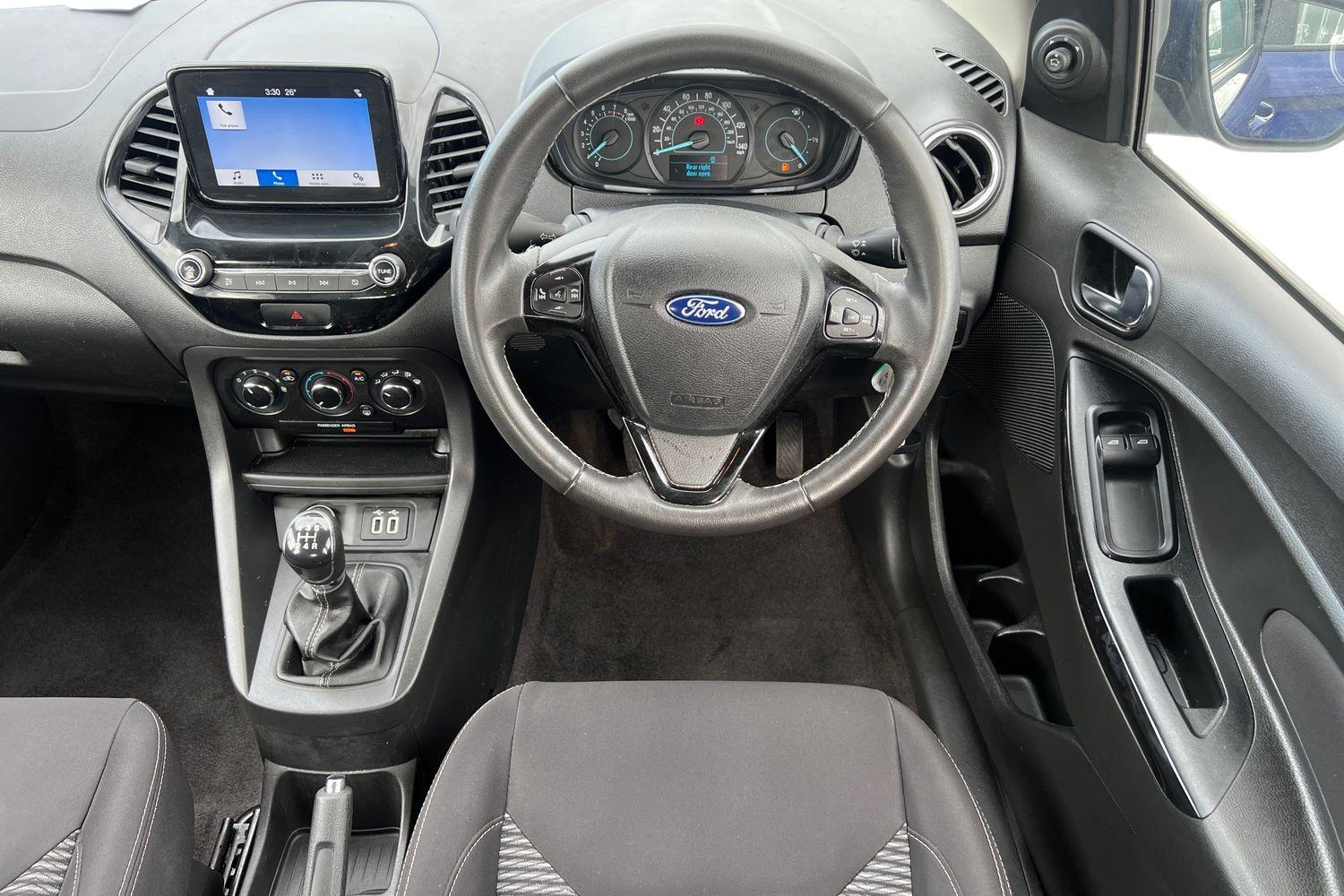 Ford KA+ Photo 10