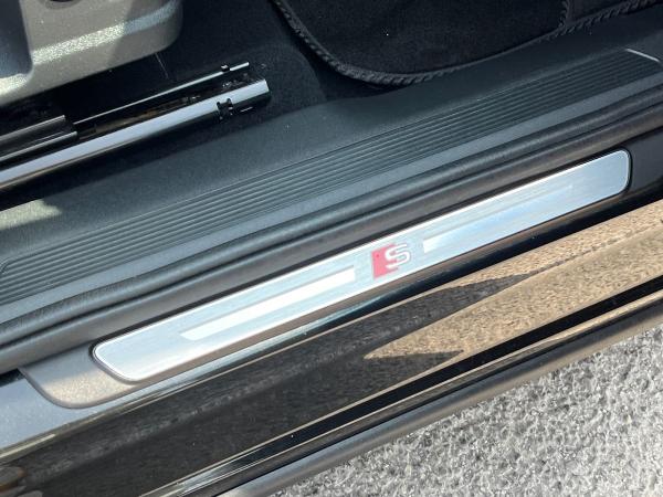 Audi Q4 e-tron Photo autoimg-9ddca9015b9dbd48668323ab1ec94272a74464e5.jpg