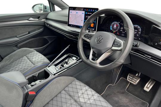 Volkswagen Golf Photo autoimg-9ddd47100364832253a99867e5c90c256abe155c.jpg