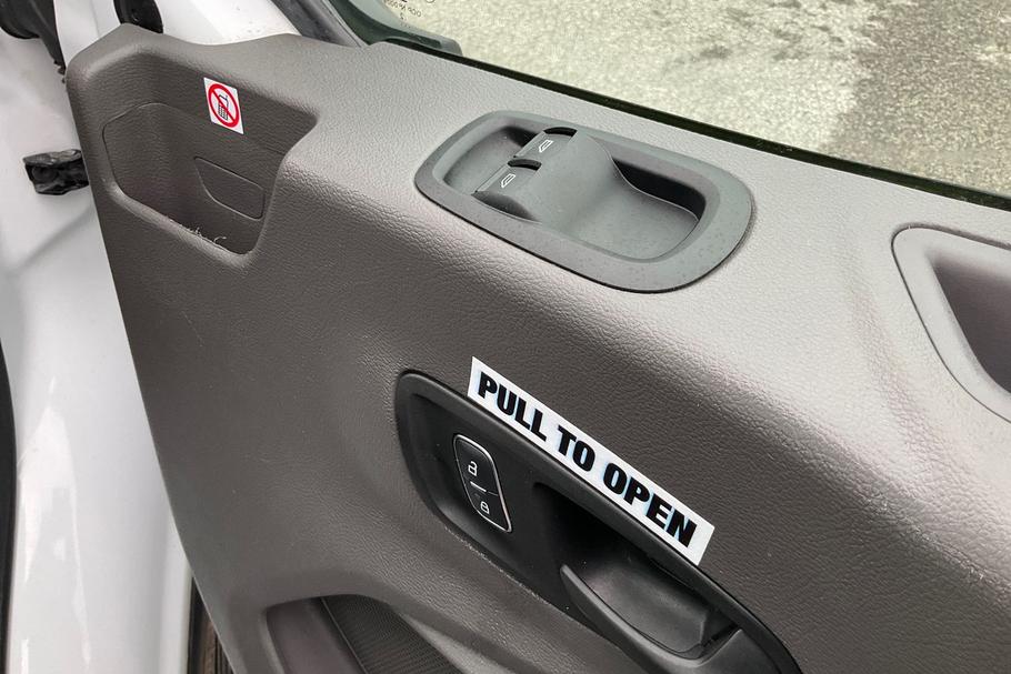 Used FORD TRANSIT WR72CVM 22