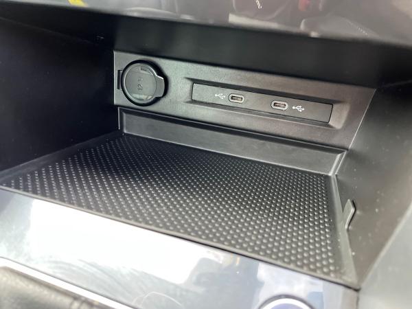 Volkswagen Tiguan Photo autoimg-9de3202f878e4ac134edc65b688918dd0e54e9e5.jpg