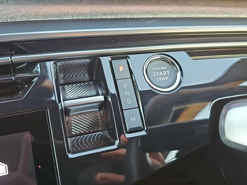 Used Peugeot 3008 KW74UYF 39