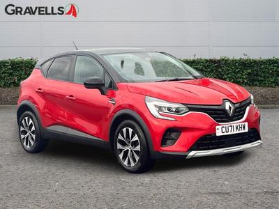 Used 2021 Renault CAPTUR 1.0 TCe SE Limited SUV 5dr Petrol Manual Euro 6 (s/s) (90 ps) flame red with diamond black r at Gravells