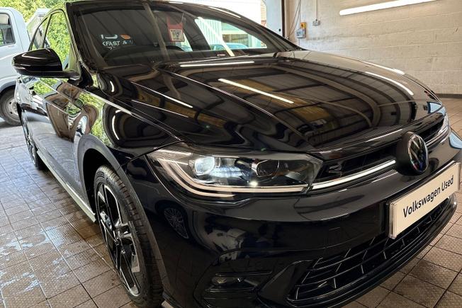 VOLKSWAGEN Polo Photo 19
