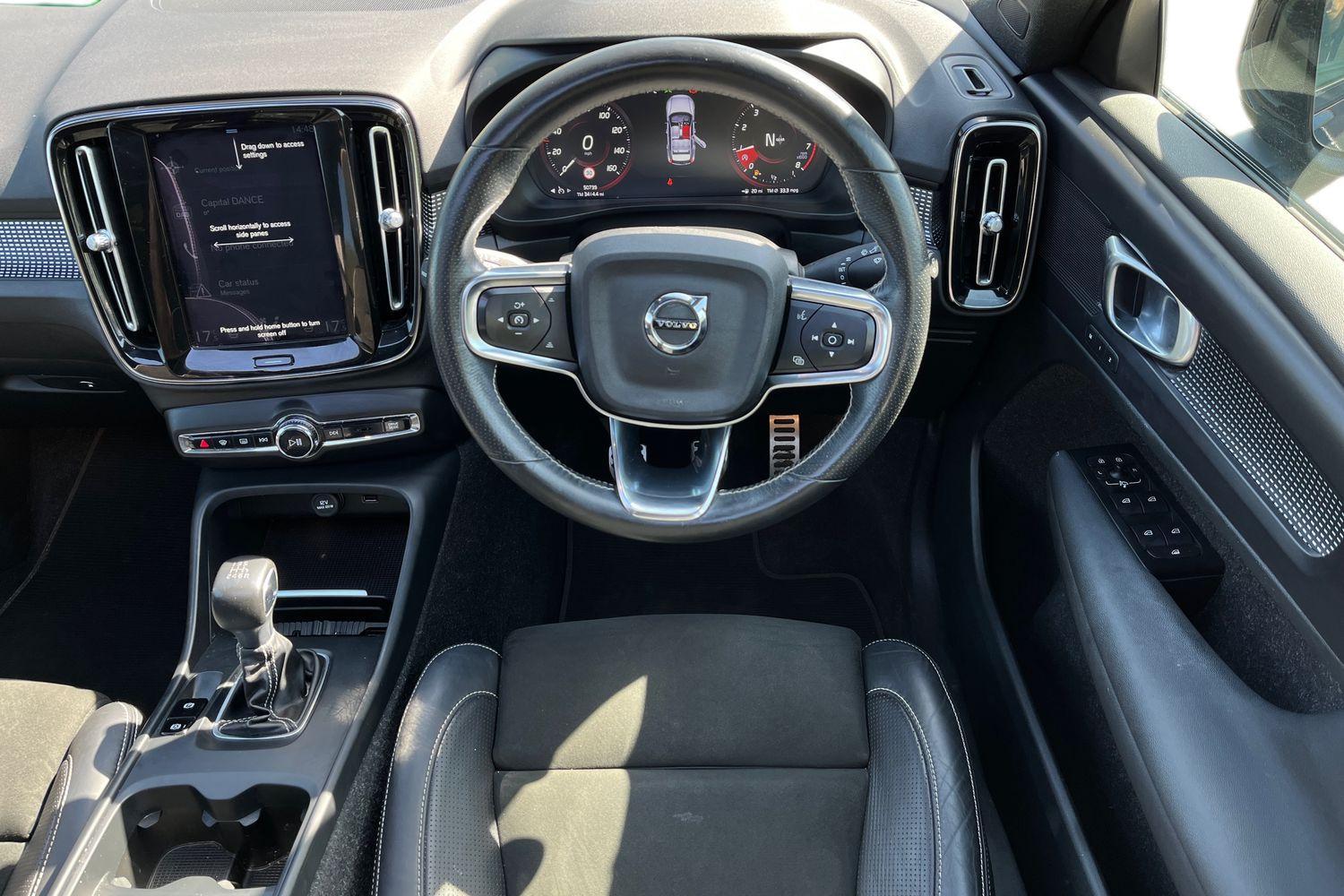Volvo XC40 Photo 10