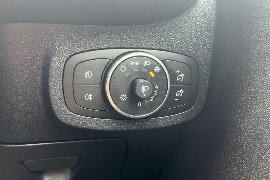 Ford FIESTA Photo autoimg-9df569e6702f4a524710ced522aa267e37d09e3d.jpg