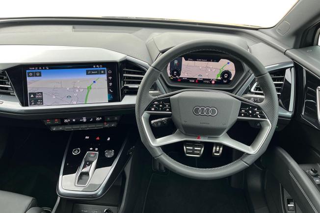 AUDI Q4 E-Tron Photo 11