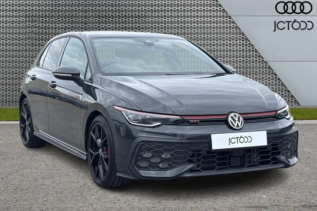 VOLKSWAGEN Golf Photo 1