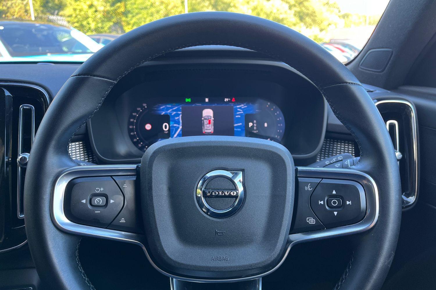 Volvo XC40 Photo 11