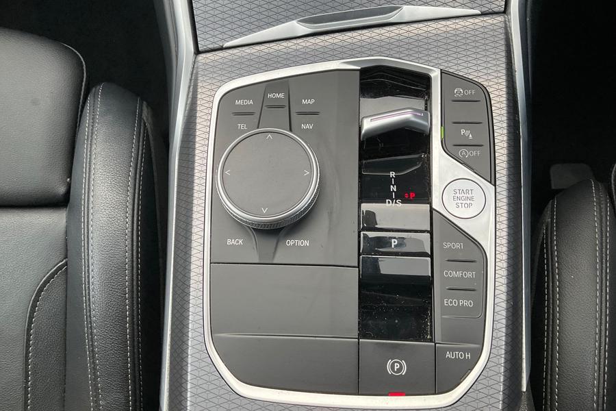 BMW 3 SERIES Photo autoimg-9e0201b95e5e5891594d9c8e6efe9136a95883ab.jpg