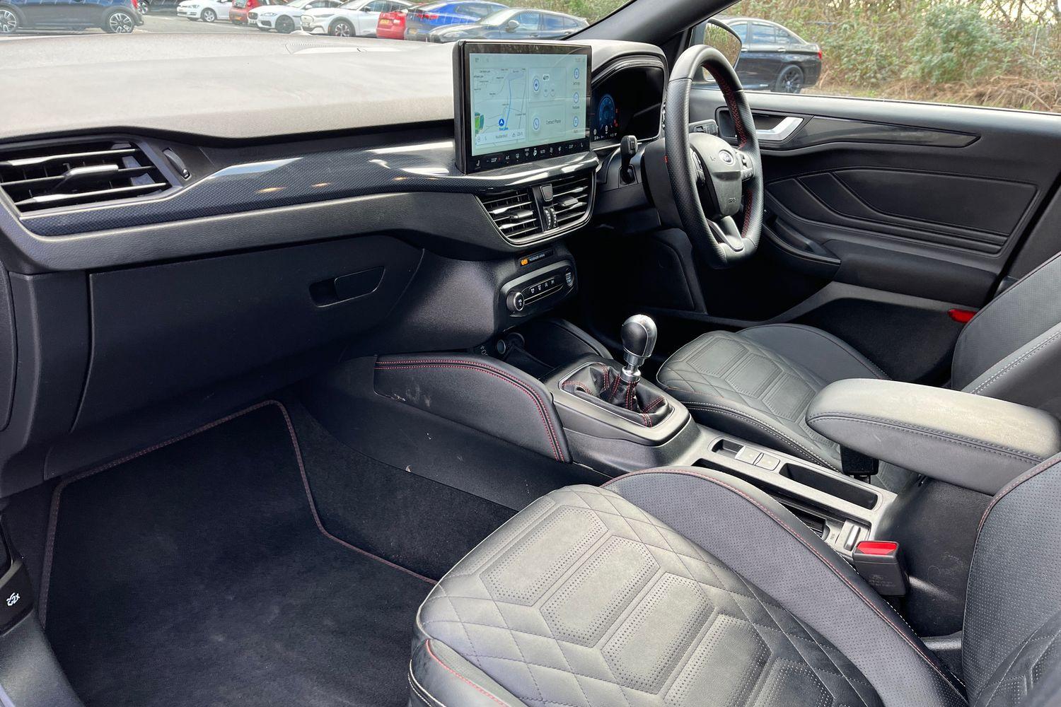 Ford FOCUS Photo 17