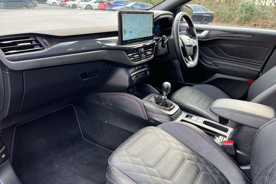 Ford FOCUS Photo autoimg-9e0220e815e2acb6bdd411940f199263308ea7ea.jpg