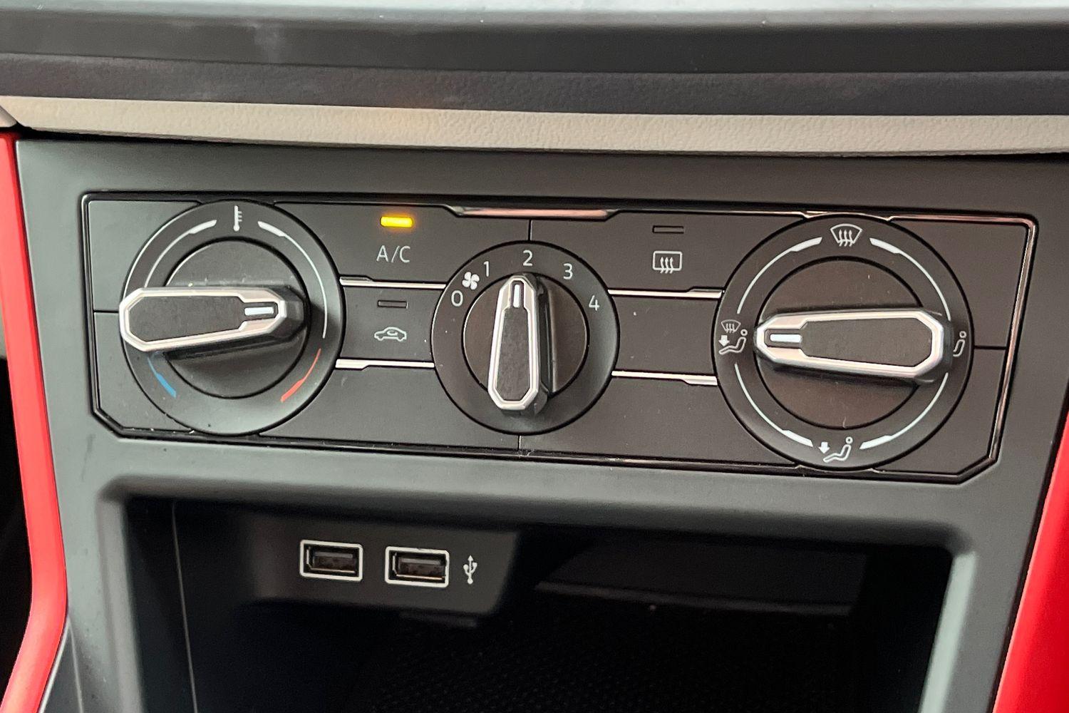 Volkswagen POLO Photo 33