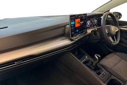 VOLKSWAGEN Golf Photo 2