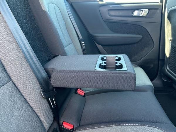 Volvo XC40 Photo autoimg-9e0c9c2e56c558aeb14f4a90f4733fdb7b95998c.jpg