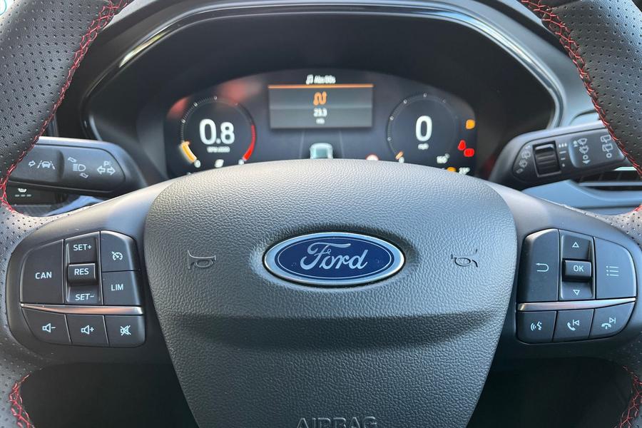 Ford Focus Photo autoimg-9e0d571d94244054f01c697553a6394ff49c913e.jpg