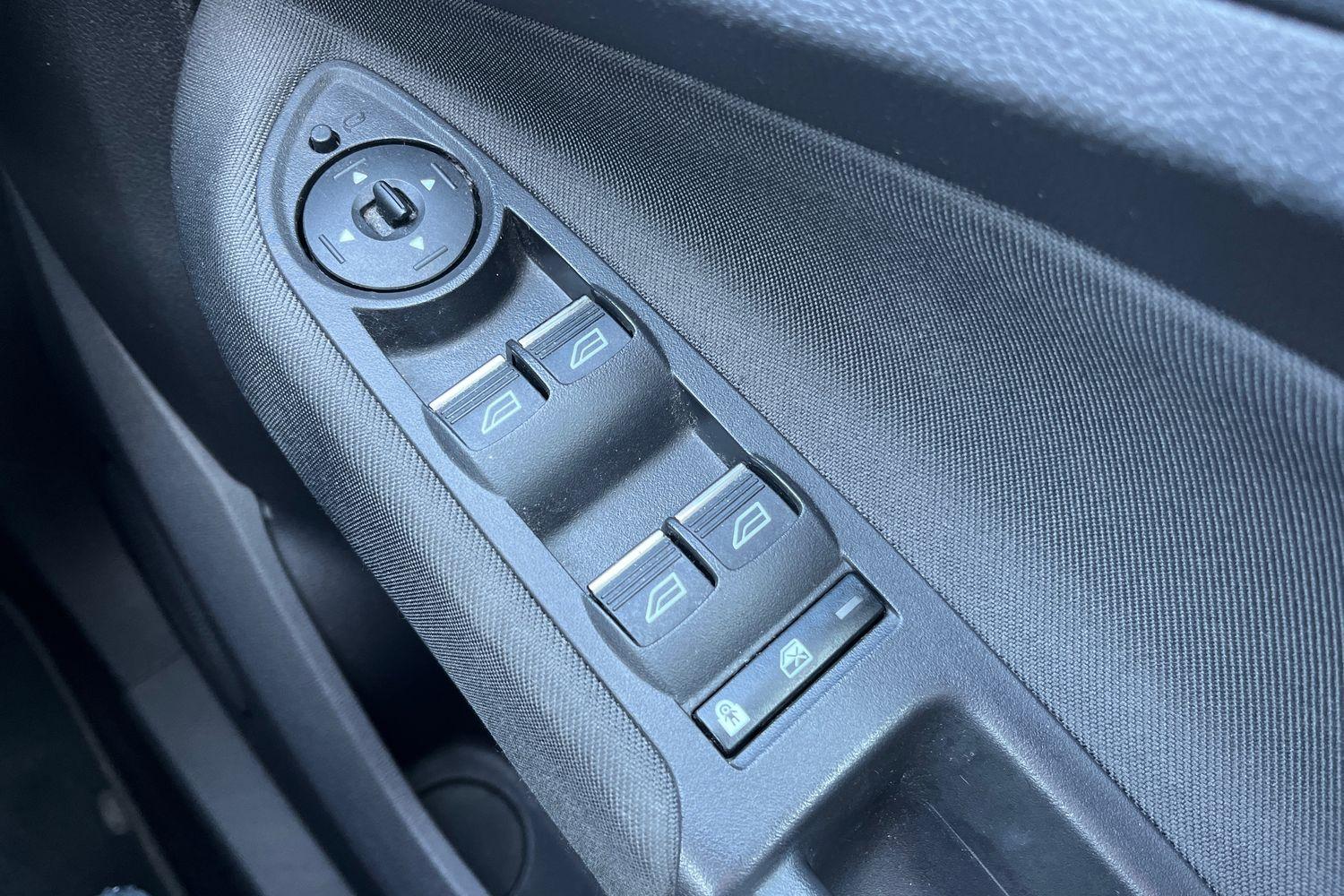 Ford GRAND C-MAX Photo 15