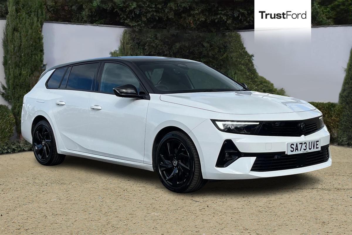 Vauxhall Astra listing photo