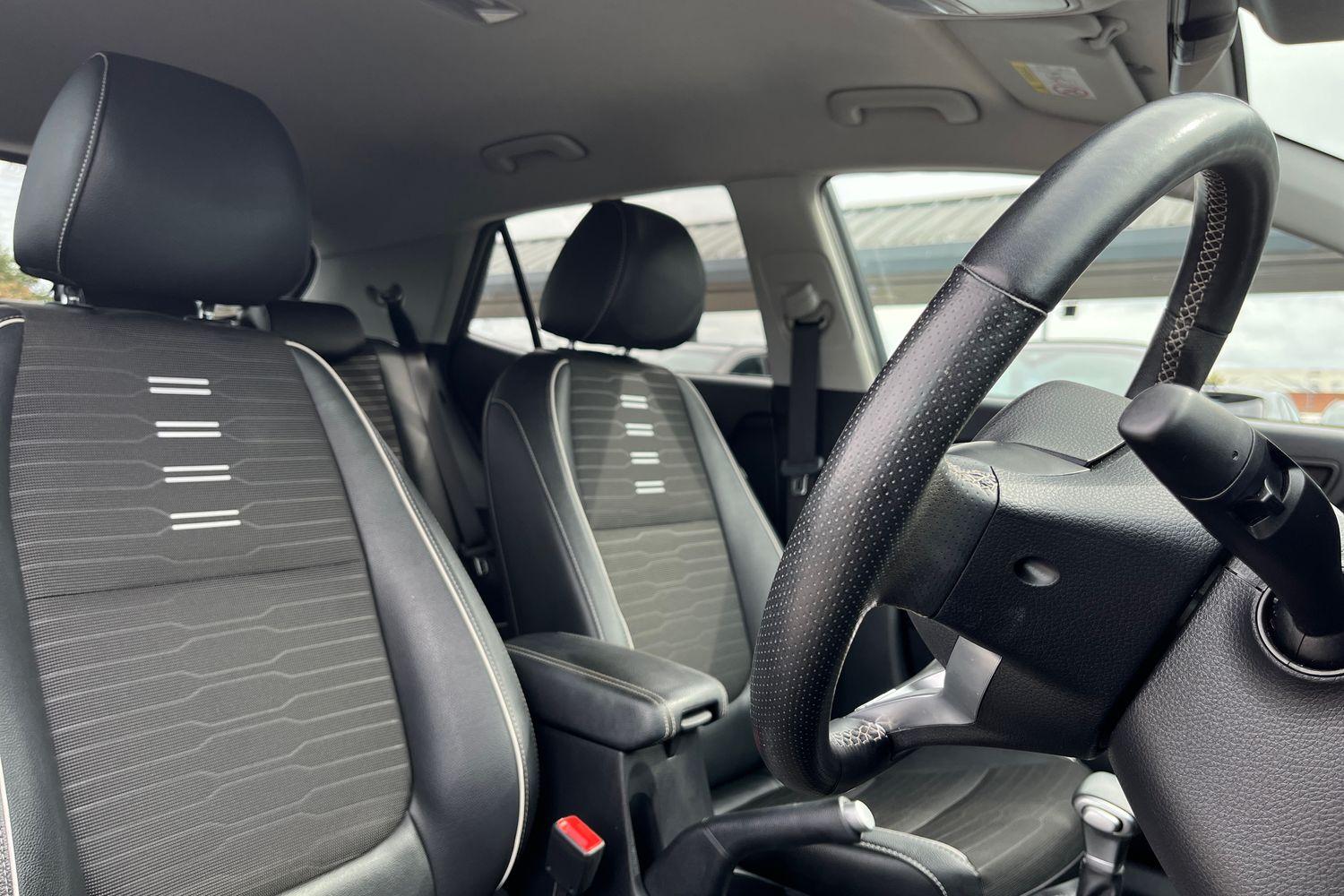 Kia Stonic Photo 16