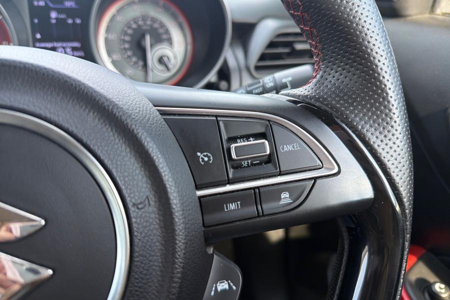 Suzuki SWIFT Photo autoimg-9e2399614806dc41b5ed3f6894e421b9ce35c79e.jpg