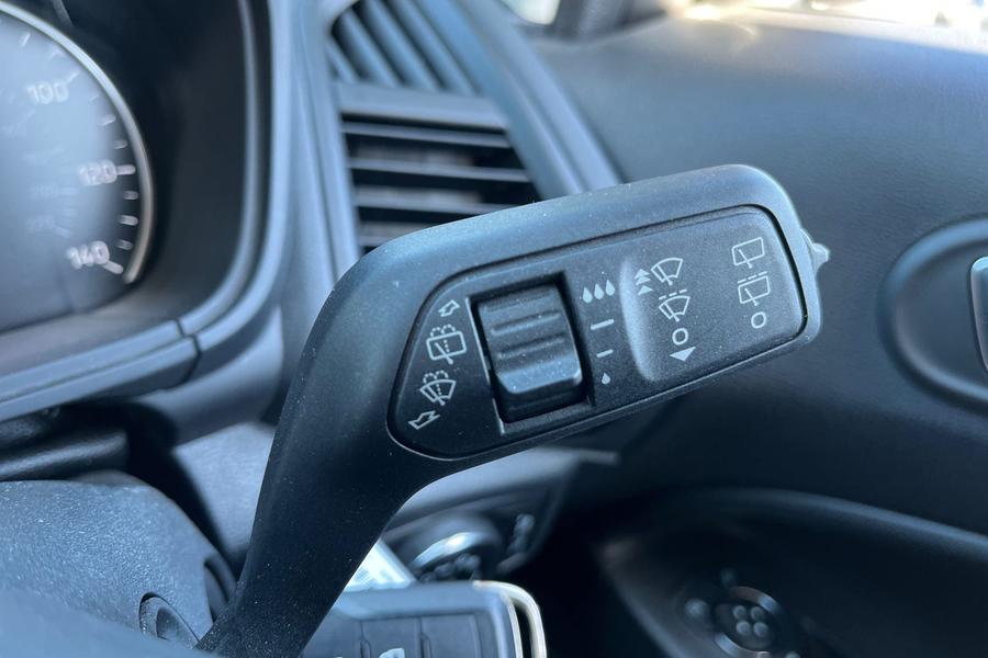 Ford ECOSPORT Photo autoimg-9e240053f0bcb0259927b2434ccbbaf857791a65.jpg
