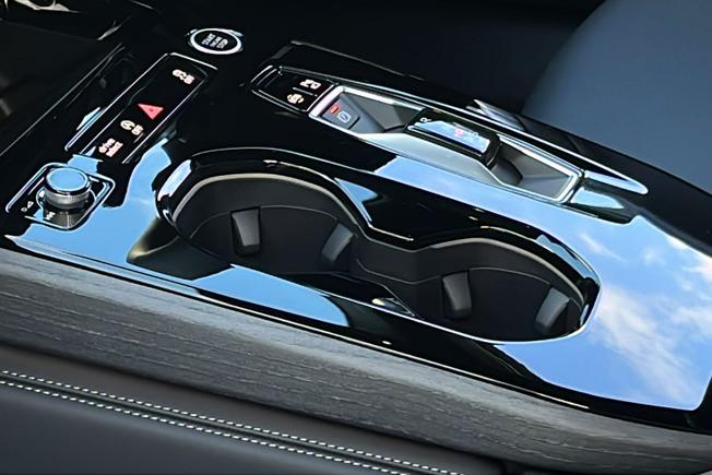 AUDI  A5 Saloon Photo 41