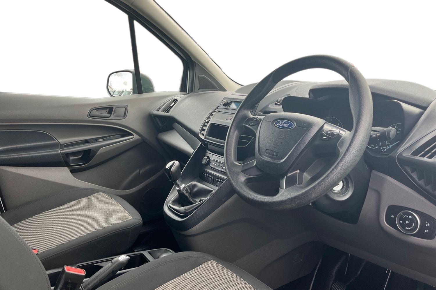 Ford TRANSIT CONNECT Photo 13