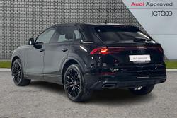 AUDI Q8 Photo 3