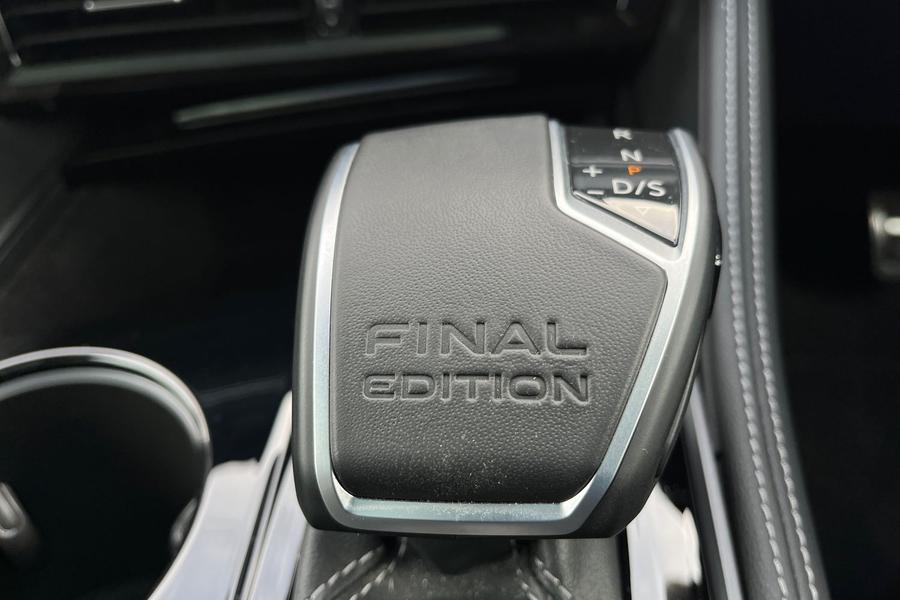 Volkswagen TOUAREG Photo autoimg-9e339905bf1d0e032f50b9615609e7df2babb02d.jpg