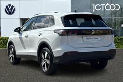 VOLKSWAGEN Tiguan Photo 3