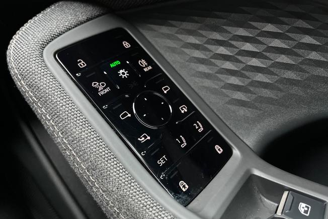 Audi A6 Saloon Photo 30