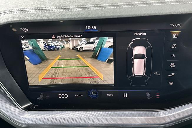 VOLKSWAGEN Touareg Photo 21