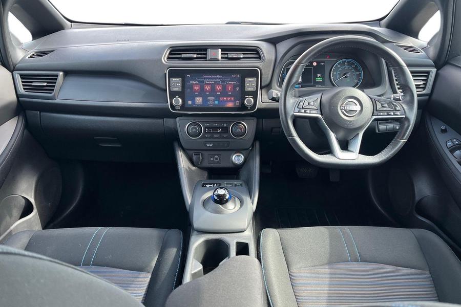 Nissan Leaf Photo autoimg-9e3ff94bca82f49128cd8c2978155bd20ed5dbca.jpg