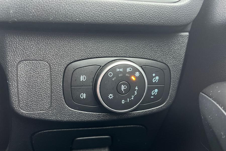Ford Focus Photo autoimg-9e4125409a040c48cf9450e9bd8bd00d18d65a5e.jpg