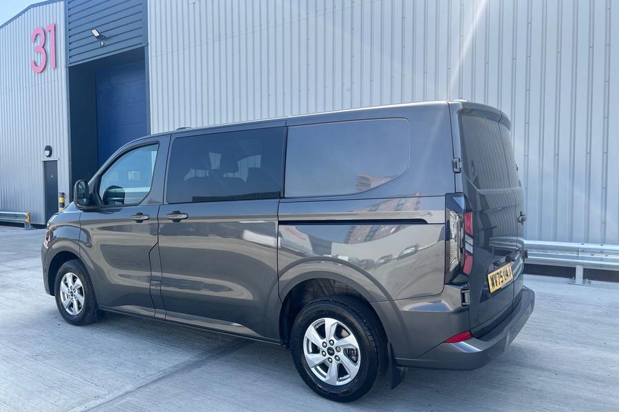 Ford TRANSIT CUSTOM Photo autoimg-9e415ddda8fd701008daf1606726110add9af94e.jpg