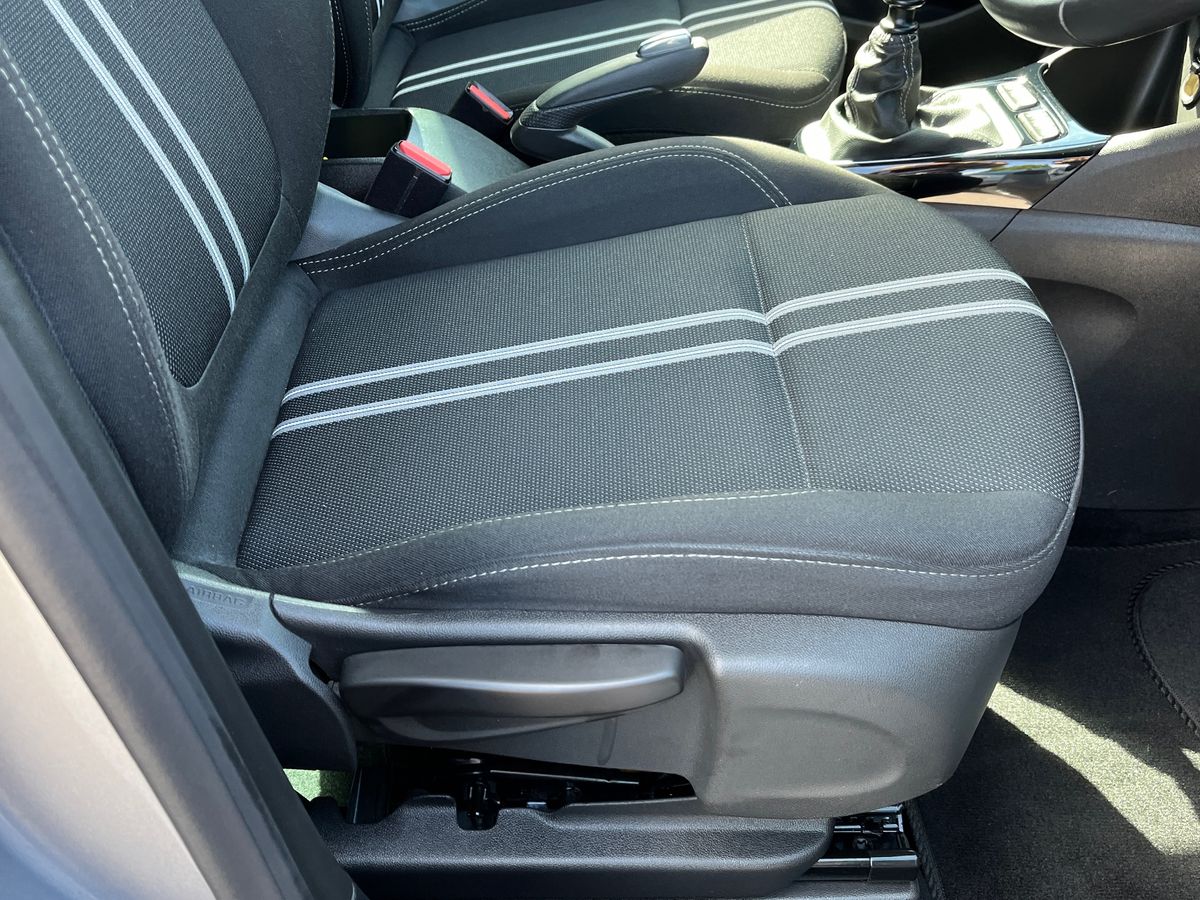 Vauxhall Crossland Photo 29
