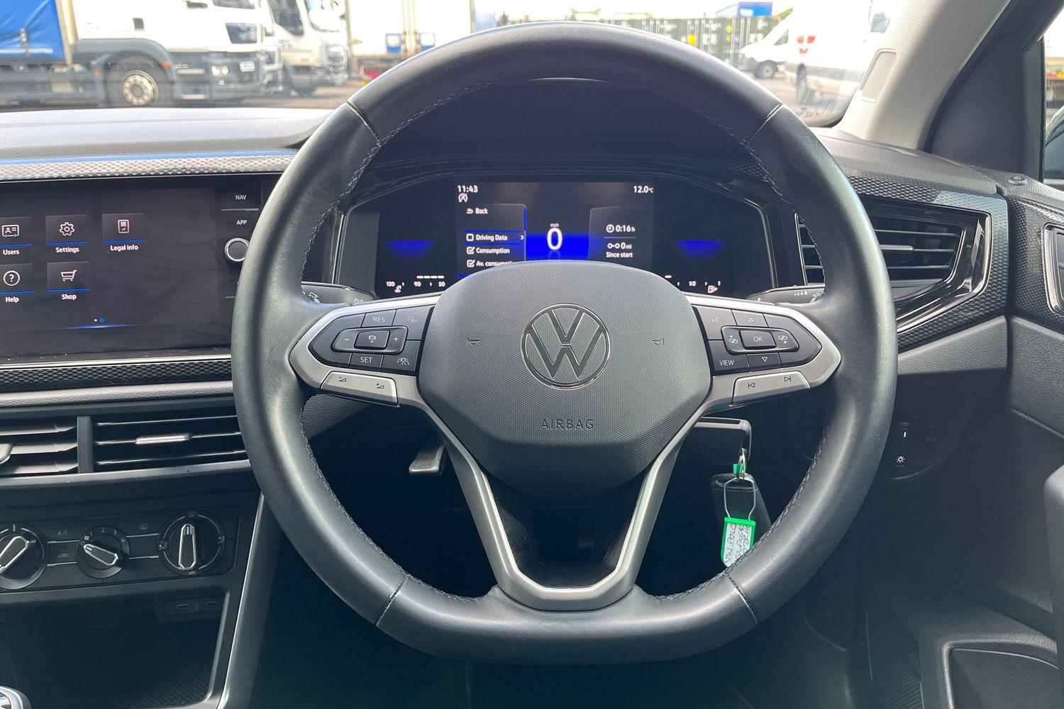 Volkswagen POLO Photo 11