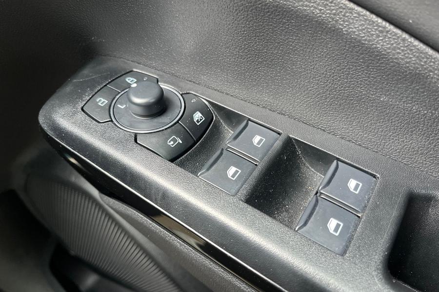 Ford PUMA Photo autoimg-9e46685a6ab7e91a92b6c4b2fd8aca153422f7bc.jpg