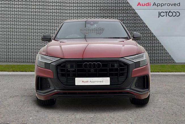 AUDI Q8 Photo 8