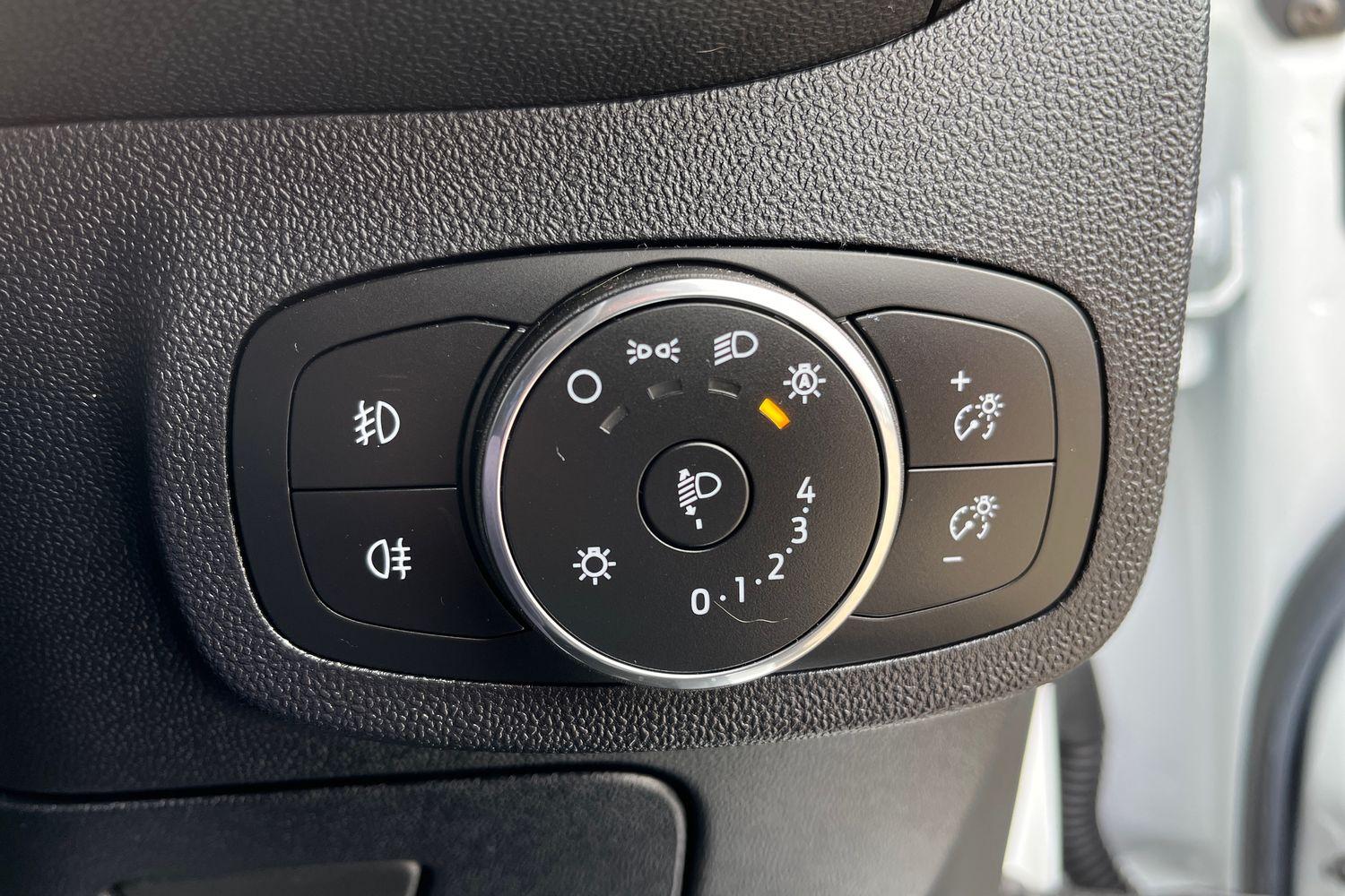 Ford Fiesta Photo 25