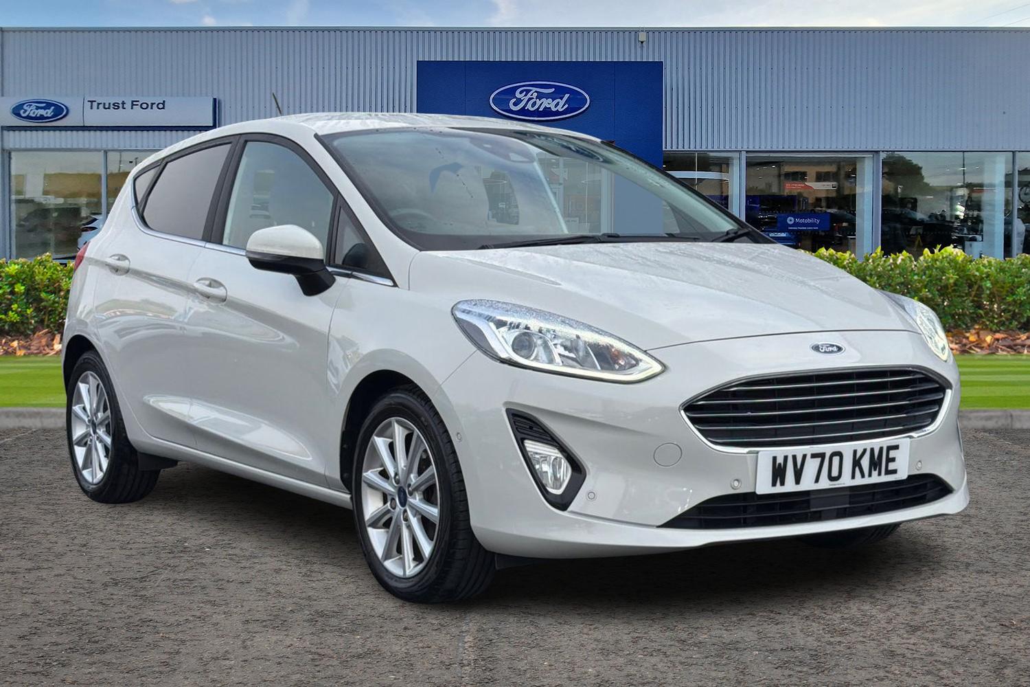 Ford FIESTA Photo 0