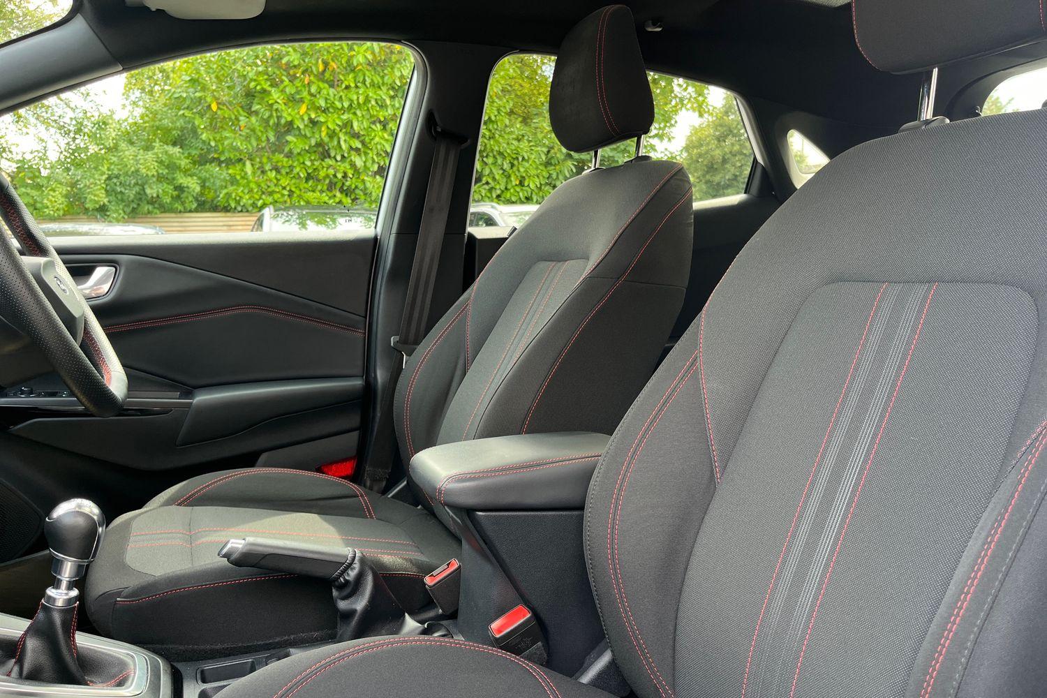 Ford PUMA Photo 18