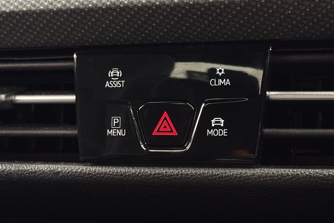 VOLKSWAGEN Golf Photo 35
