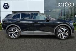 VOLKSWAGEN ID.4 Photo 4