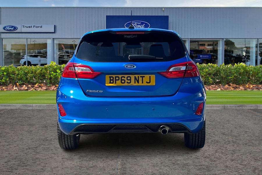 Ford FIESTA Photo autoimg-9e5e69aa9646c37a1f7e244e95b4f275e2eb9d54.jpg