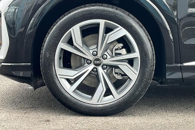 AUDI  Audi Q4 Sportback Photo 5