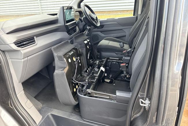 VOLKSWAGEN Transporter Photo 23